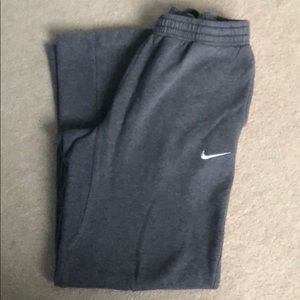 Nike men’s sweat pants Size M